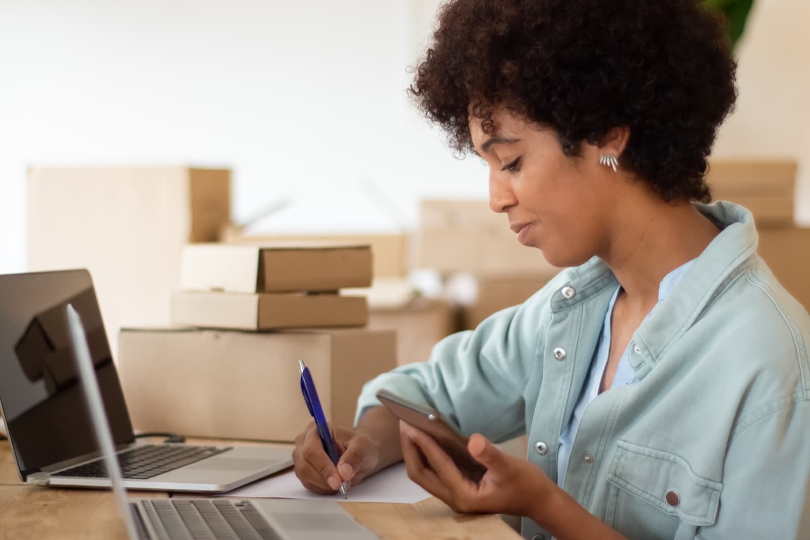 E-commerce & Varejo